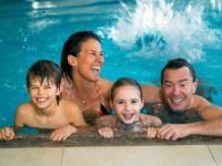 NUOTO FAMIGLIA